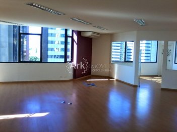 office em Geraldo Flausino Gomes, Cidade Monções - São Paulo - SP