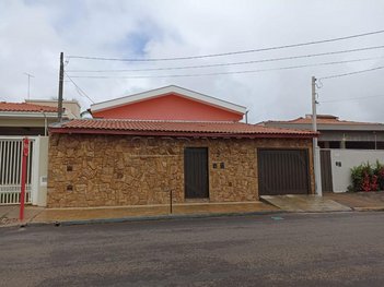 house em Rua Eugênia Accacio, Jardim Alvorada - São Carlos - SP