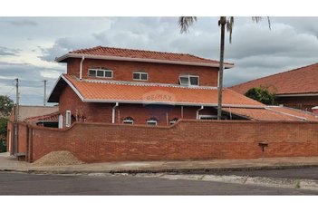 house em Rua Aleixo Varoli, Jardim Paraíso II - Botucatu - SP