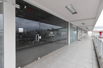 business em Rua Alfredo José Pinto, Fazendinha - Curitiba - PR