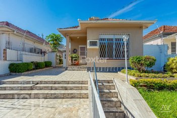 house em Rua Caldre e Fião, Santo Antônio - Porto Alegre - RS