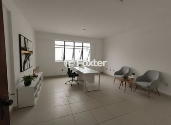 office em Rua Garibaldi, Floresta - Porto Alegre - RS