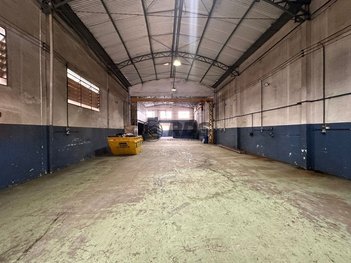 industrial em Rua Tupinambás, Conceição - Diadema - SP