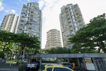 apartment em Avenida Lúcio Costa, Barra da Tijuca - Rio de Janeiro - RJ