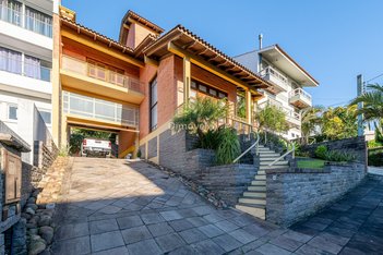 house em Rua Alcebíades Antônio dos Santos, Nonoai - Porto Alegre - RS