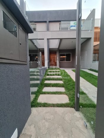house em Rua Itacyr Rossi, Guarujá - Porto Alegre - RS