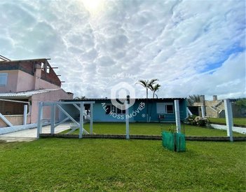 house em Rua Santo Ângelo, Centro - Imbé - RS