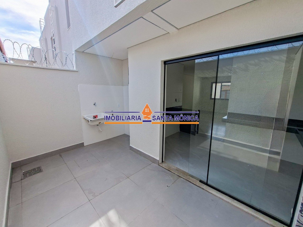 Casa com 3 quartos — Planalto, Belo Horizonte