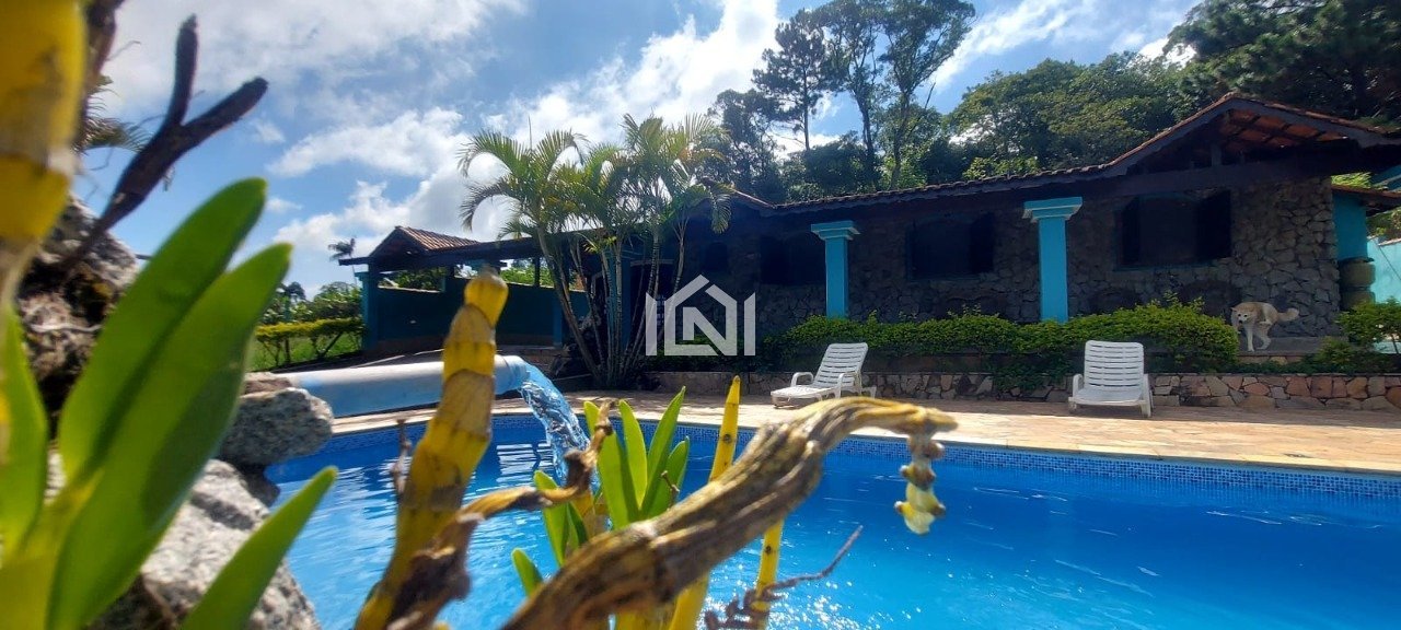 Casa terrea a venda no los alamos com academia e piscina