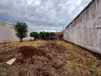 land_lot em Rua Estela Aparecida Grizzo, Jardim Novo Horizonte - Jaú - SP