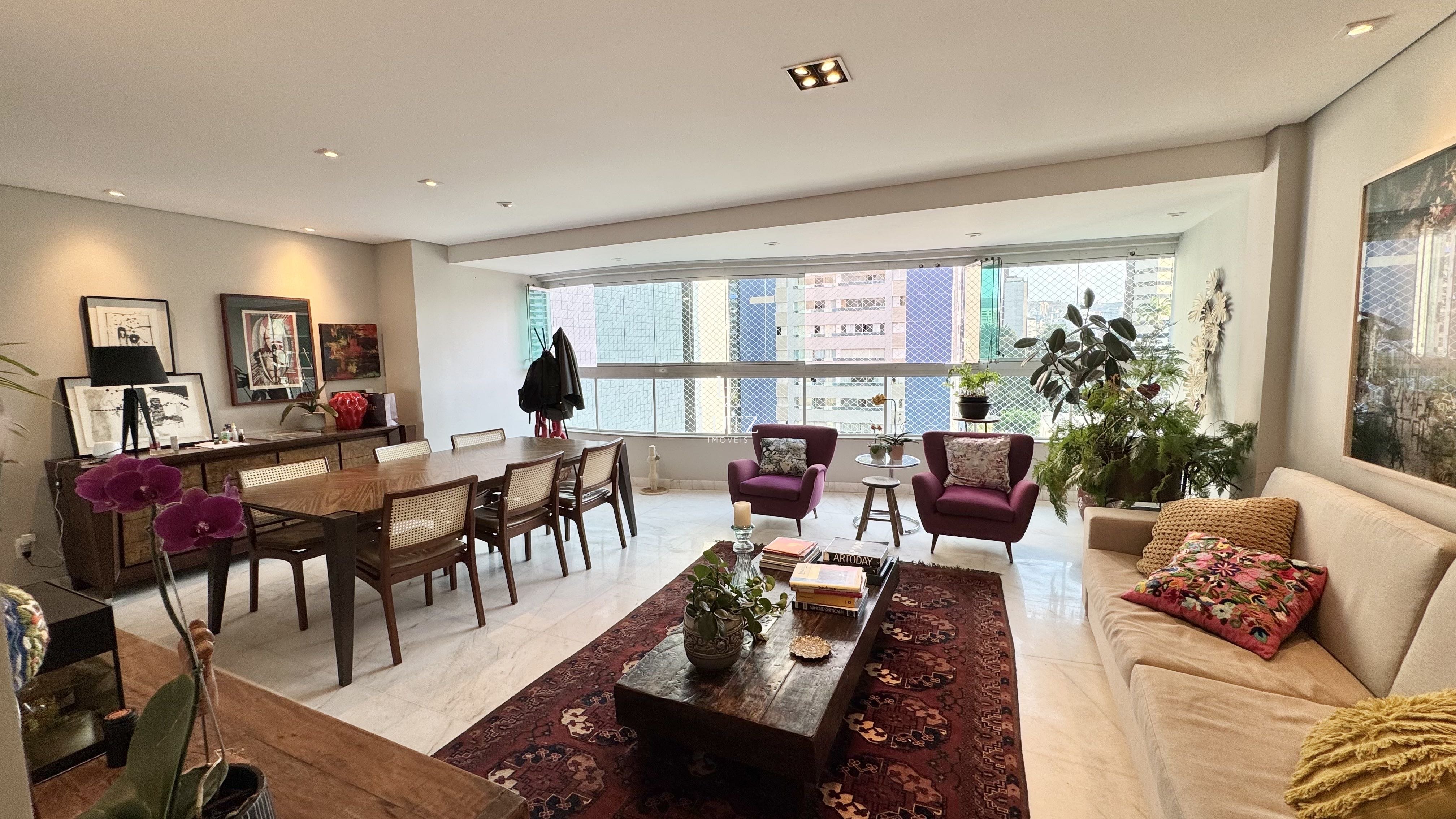 Apartamento com 4 quartos — Funcionários, Belo Horizonte