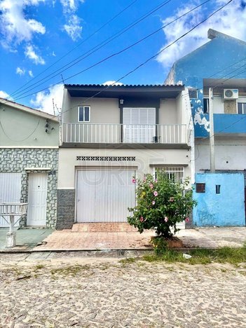 house em Rua Januário Coelho da Costa, Fragata - Pelotas - RS