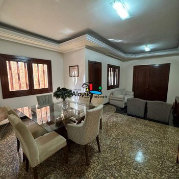 house em Rua Benedito Valadares, Centro - Sete Lagoas - MG
