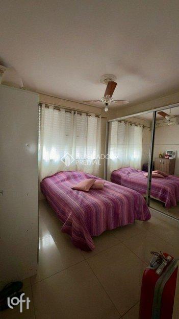 apartment em Rua Professor João de Souza Ribeiro, Humaitá - Porto Alegre - RS