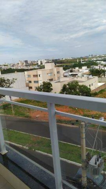 apartment em Avenida Palmeira Imperial, Bosque dos Buritis - Uberlândia - MG