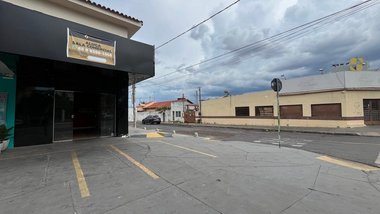 office em Avenida Edgar Vieira, Nova Esperança - Cuiabá - MT