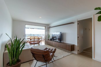 apartment em Rua Bento Branco de Andrade Filho, Jardim Dom Bosco - São Paulo - SP