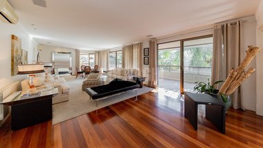 apartment em HILARIO RIBEIRO, Moinhos de Vento - Porto Alegre - RS