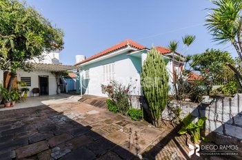 house em Rua Saudável, Medianeira - Porto Alegre - RS