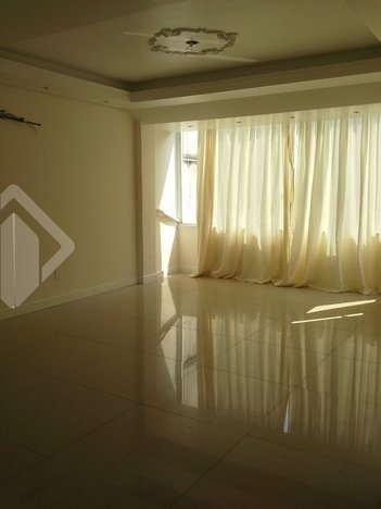 apartment em Rua Duque de Caxias, Centro Histórico - Porto Alegre - RS