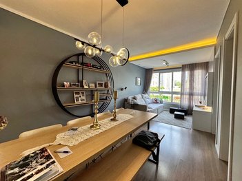 apartment em Rua Folha da Tarde, Cristal - Porto Alegre - RS