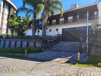 house em Rua Flores da Cunha, Centro - Caxias do Sul - RS