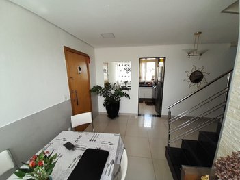 apartment em Rua Volta Grande, Sagrada Família - Belo Horizonte - MG