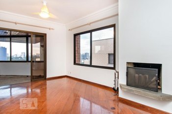 apartment em Rua Professor Alexandre Correia, Jardim Vitória Régia - São Paulo - SP