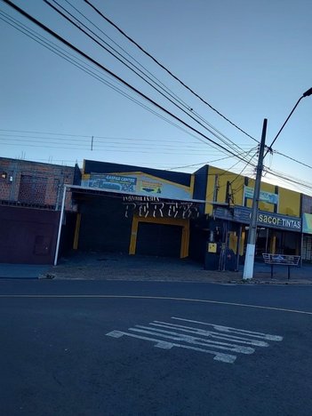 industrial em Avenida Saul Elkind, Aquilles Sthengel - Londrina - PR