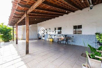 house em QI 2 Conjunto R, Guará II - Brasília - DF