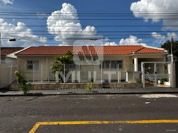 house em Rua Bernardo Cupertino, Martins - Uberlândia - MG