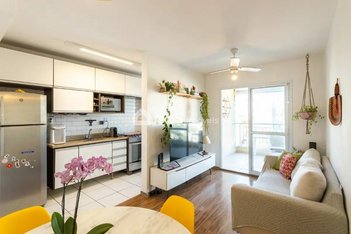 apartment em Rua Camburiú, Vila Ipojuca - São Paulo - SP