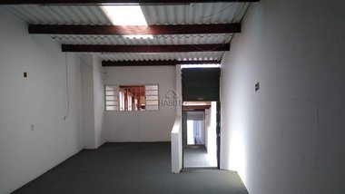 office em Curuzu, Centro - Botucatu - SP