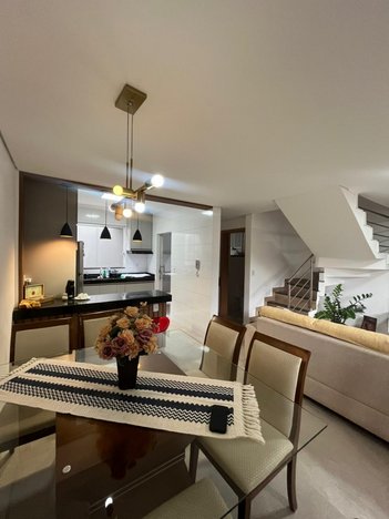 house em Rua Isaías José Diniz, Europa - Contagem - MG