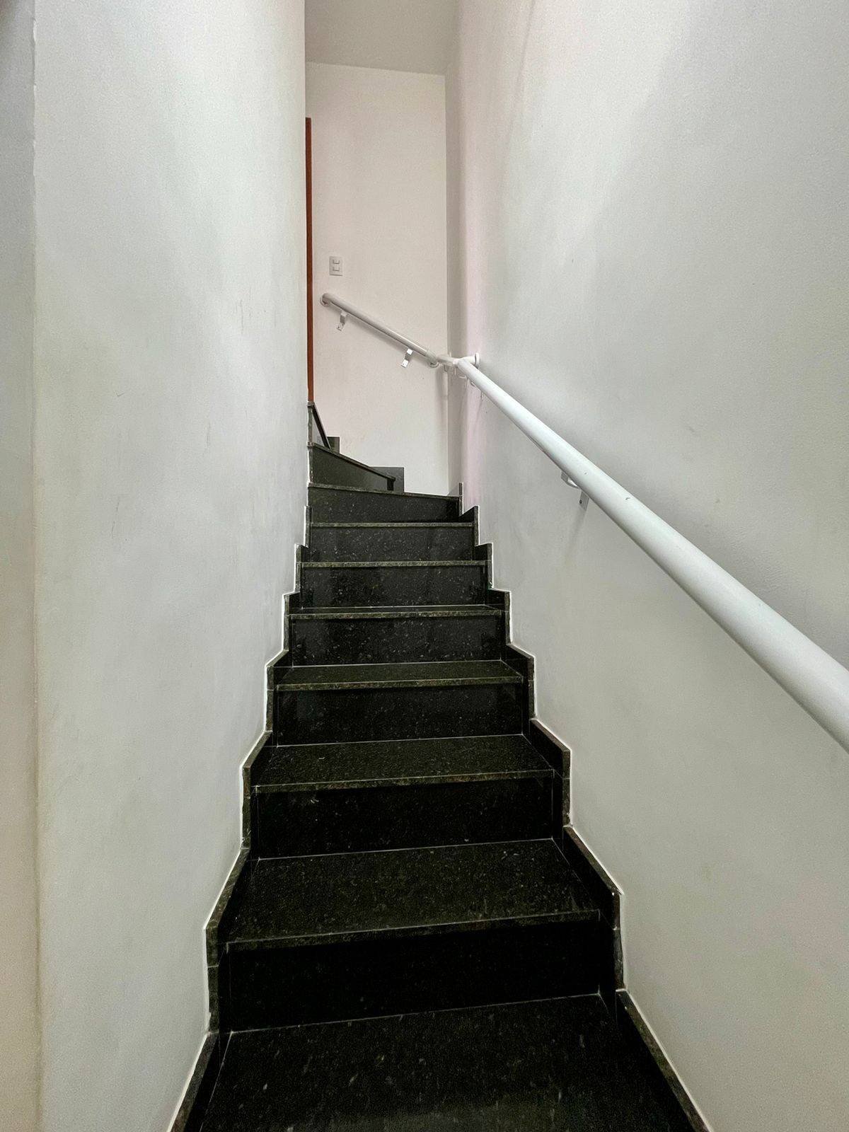 img2
