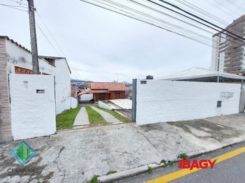 house em Rua Hidalgo Araújo, Jardim Cidade de Florianópolis - São José - SC