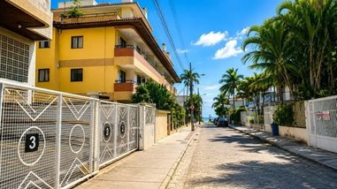 apartment em Rua Pedro Alexandrino, Cachoeira do Bom Jesus - Florianópolis - SC