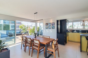 apartment em Rua Santa Cecília, Rio Branco - Porto Alegre - RS