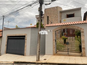 house em Rua do Planalto, Rezende - Varginha - MG