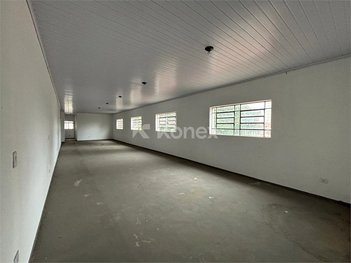 industrial em Rua Nova dos Portugueses, Chora Menino - São Paulo - SP