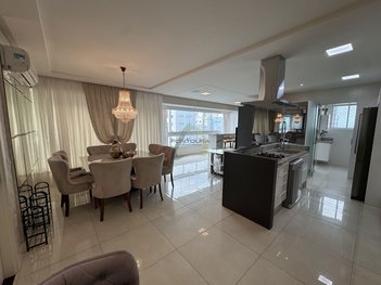 apartment em Rua 258, Meia Praia - Itapema - SC