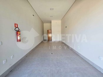 business em Avenida Nicomedes Alves dos Santos, Shopping Park - Uberlândia - MG