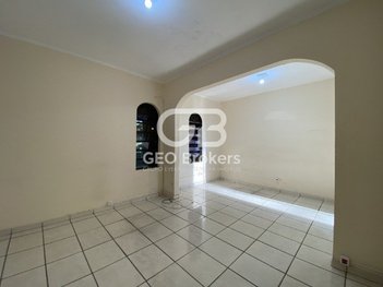house em Avenida Presidente Humberto de Alencar Castelo Branco, Conjunto Habitacional Marinho - Jacareí - SP
