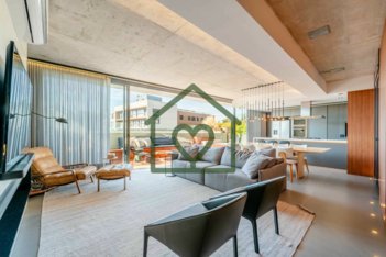 apartment em Rua Carlos Huber, Três Figueiras - Porto Alegre - RS