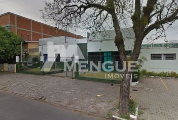 industrial em Rua Serro Azul, Santa Maria Goretti - Porto Alegre - RS