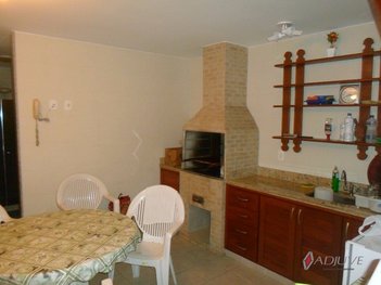 house em Rua Pedras Brancas, Mosela - Petrópolis - RJ