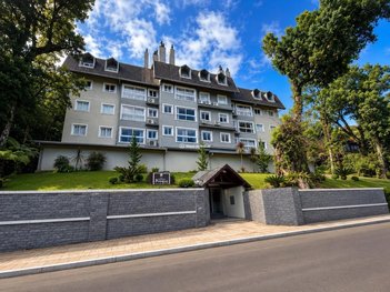 apartment em Rua Prefeito Waldemar Frederico Weber, Floresta - Gramado - RS