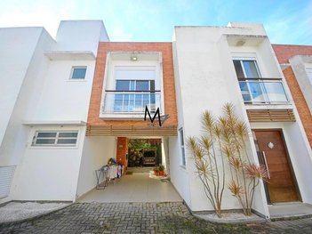 house em Rua Camarinhas, Campeche - Florianópolis - SC
