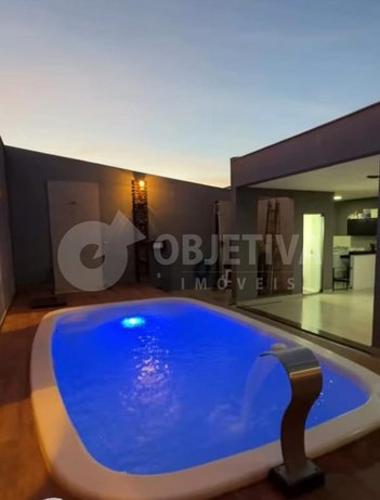 house em Alameda Antonio Cláudio Ricardo Souza, Jardim Holanda - Uberlândia - MG
