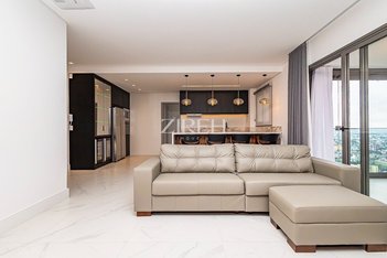 apartment em Rua Guilherme Pugsley, Água Verde - Curitiba - PR